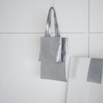 NUANCE TOTE BAG M +POCKET silver / ニュアンストートバッグ （M） ポケット付き 日本製レザー シルバー