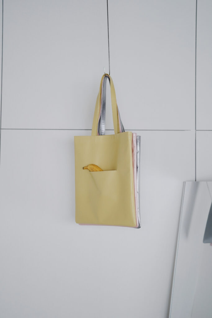 NUANCE TOTE BAG M +POCKET yellow / ニュアンストートバッグ （M） ポケット付き 日本製レザー イエロー