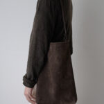 [ MOLVAR ] SUEDE TOTE BAG / スエードトートバッグ 本革 イタリアンレザー 縦長